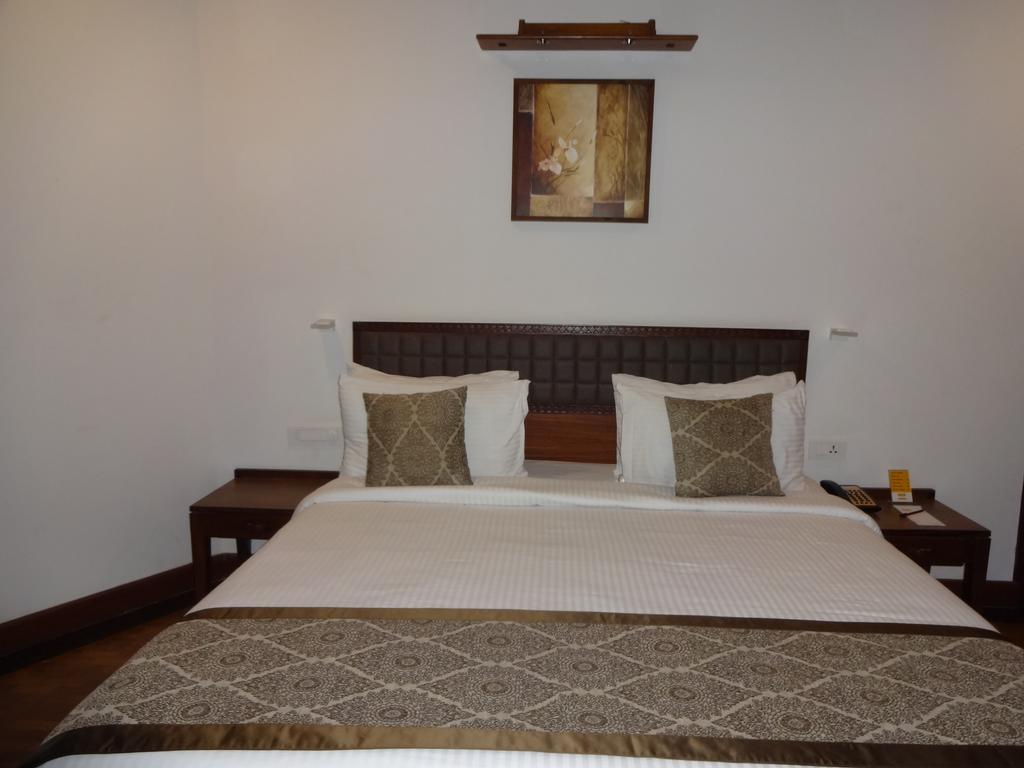 Keys Select By Lemon Tree Hotels, Malabar Gate, Kozhikode Exterior photo