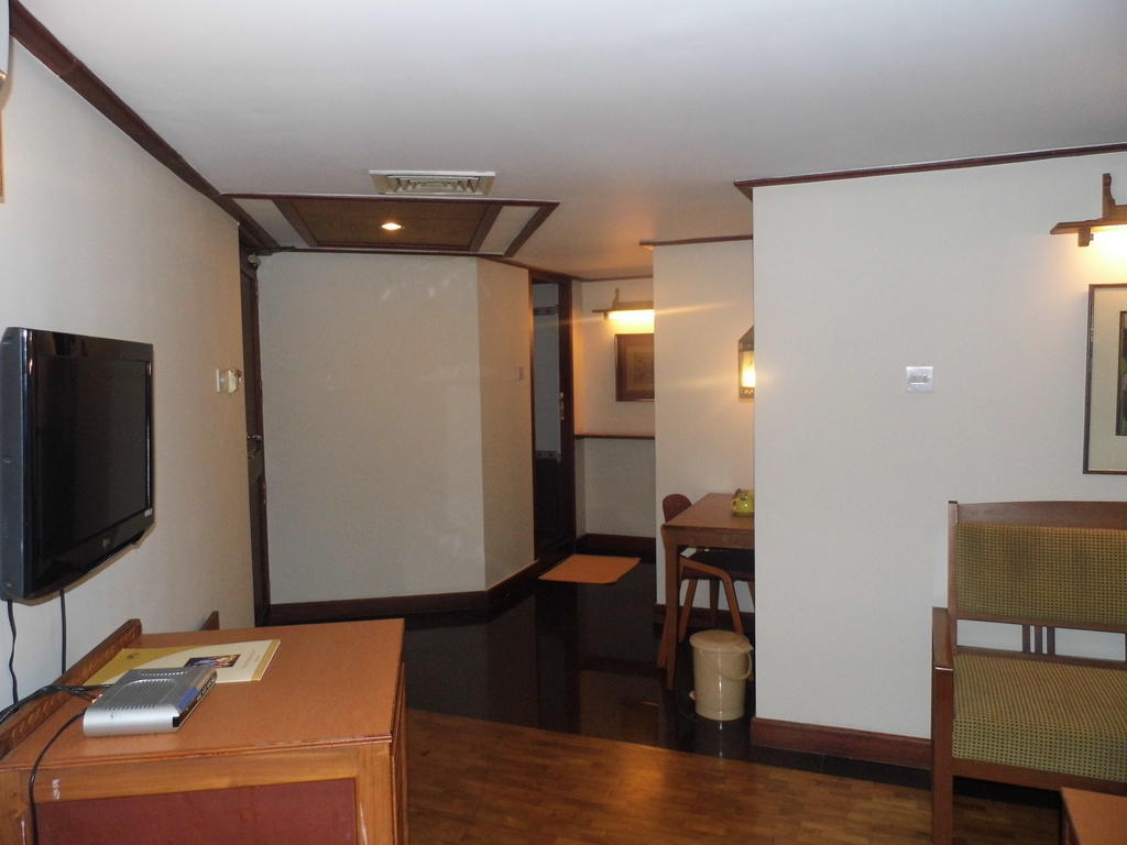 Keys Select By Lemon Tree Hotels, Malabar Gate, Kozhikode Room photo
